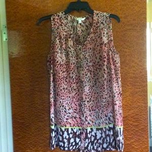 Lightweight sheer animal print top.